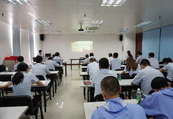 向時代楷模學習，抓精神文明建設
