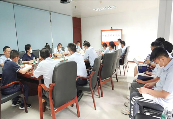珠海龍獅瓶蓋黨支部組織召開黨外代表人士座談會(huì)