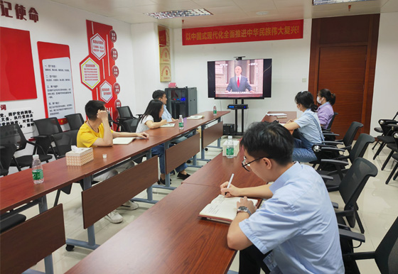 追尋五四之旅，感受青春力量——珠海經(jīng)濟特區(qū)龍獅瓶蓋有限公司團支部舉辦系列活動